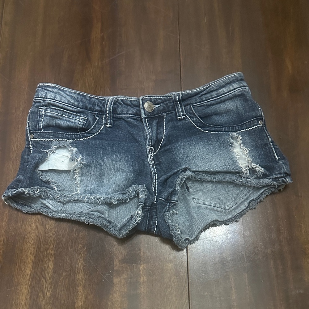 Red Rivet Dark Blue Distressed Jean Shorts